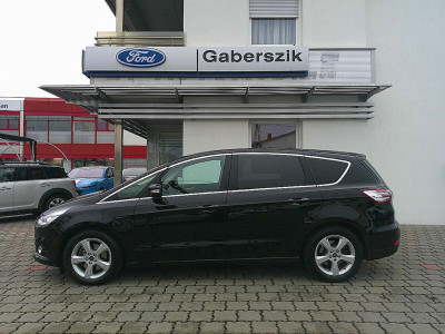 Ford S-MAX Gebrauchtwagen