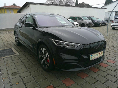 Ford Mustang Mach-E Gebrauchtwagen