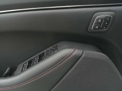 Ford Mustang Mach-E Gebrauchtwagen