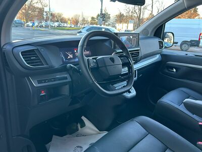 Peugeot Traveller Vorführwagen Peugeot Traveller Vorführwagen