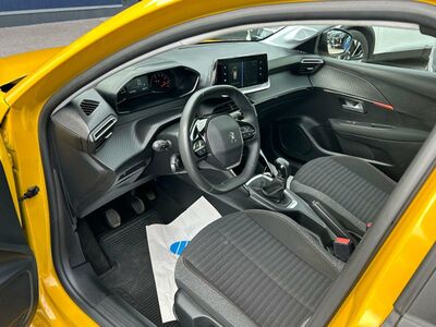 Peugeot 208 Gebrauchtwagen Peugeot 208 Gebrauchtwagen