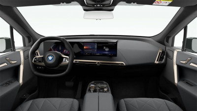 BMW iX Neuwagen