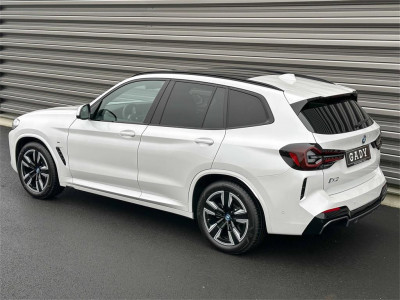 BMW iX3 Neuwagen