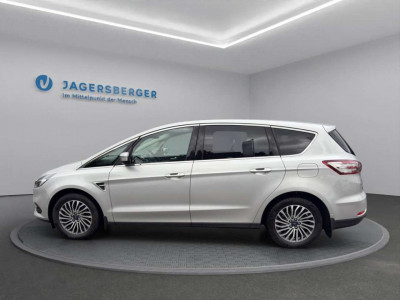 Ford S-MAX Gebrauchtwagen