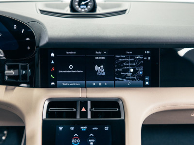 Porsche Taycan Gebrauchtwagen