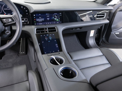 Porsche Taycan Gebrauchtwagen
