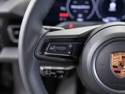 Porsche Taycan Gebrauchtwagen