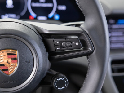 Porsche Taycan Gebrauchtwagen