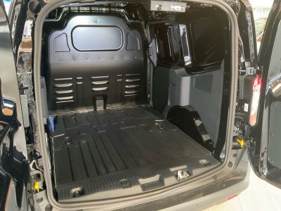 Ford Transit Courier Vorführwagen