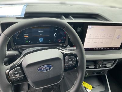 Ford Tourneo Courier Neuwagen