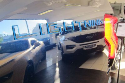 Ford F-150/F-250 Neuwagen Ford F-150/F-250 Neuwagen