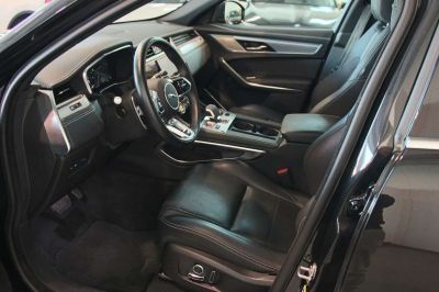Jaguar F-Pace Gebrauchtwagen