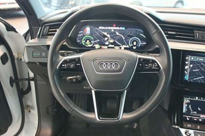 Audi e-tron Gebrauchtwagen