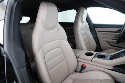 Porsche Taycan Gebrauchtwagen