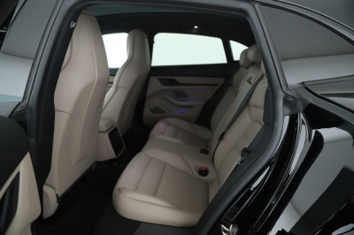 Porsche Taycan Gebrauchtwagen