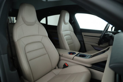Porsche Taycan Gebrauchtwagen