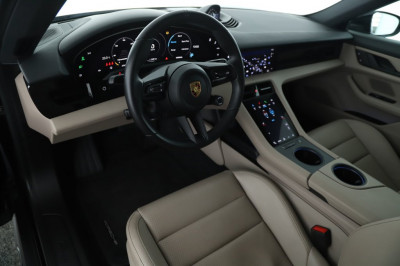 Porsche Taycan Gebrauchtwagen
