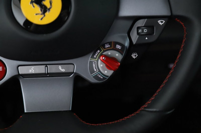 Ferrari F8 Gebrauchtwagen Ferrari F8 Gebrauchtwagen