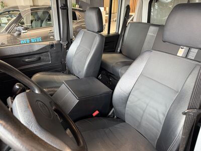 Land Rover Defender Gebrauchtwagen