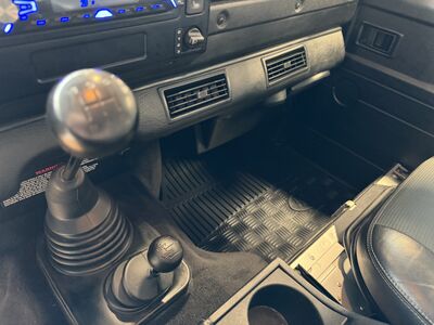 Land Rover Defender Gebrauchtwagen