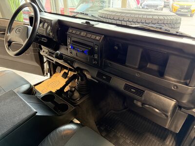 Land Rover Defender Gebrauchtwagen