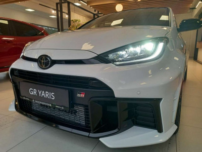 Toyota Yaris Vorführwagen