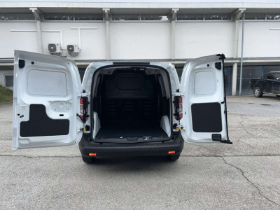 Ford Transit Courier Neuwagen Ford Transit Courier Neuwagen