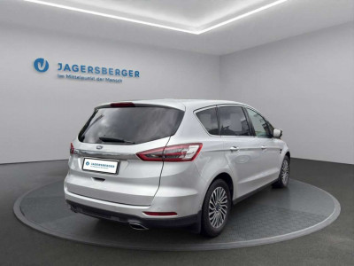 Ford S-MAX Gebrauchtwagen