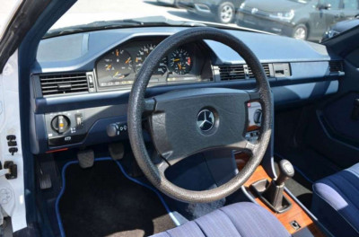 Mercedes-Benz 230 Gebrauchtwagen