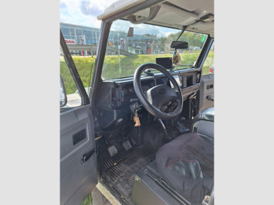 Land Rover Defender Gebrauchtwagen