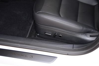 Tesla Model 3 Gebrauchtwagen