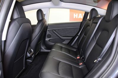 Tesla Model 3 Gebrauchtwagen