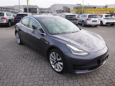 Tesla Model 3 Gebrauchtwagen