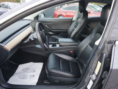 Tesla Model 3 Gebrauchtwagen