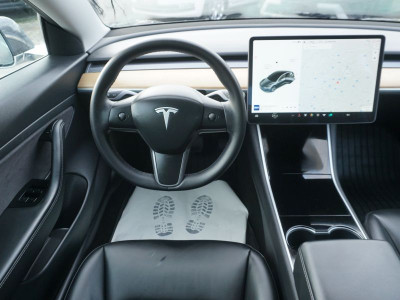 Tesla Model 3 Gebrauchtwagen