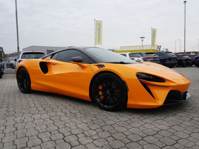 McLaren Artura Gebrauchtwagen