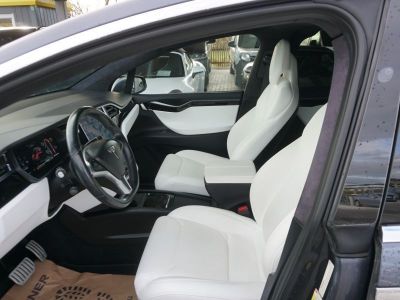 Tesla Model X Gebrauchtwagen