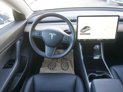 Tesla Model 3 Gebrauchtwagen