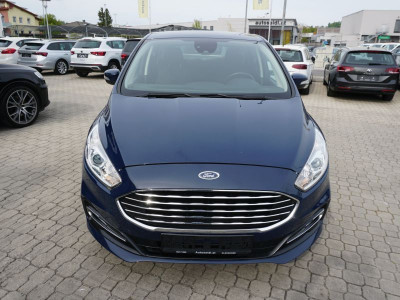 Ford S-MAX Gebrauchtwagen