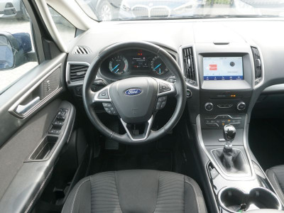 Ford S-MAX Gebrauchtwagen
