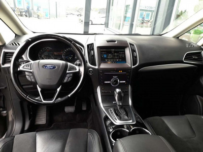 Ford S-MAX Gebrauchtwagen