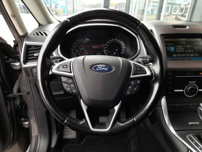 Ford S-MAX Gebrauchtwagen