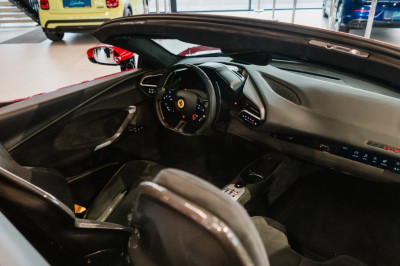 Ferrari 296 Gebrauchtwagen