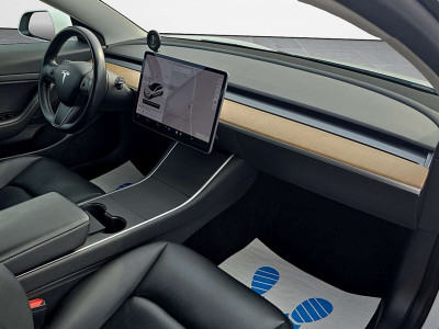 Tesla Model 3 Gebrauchtwagen