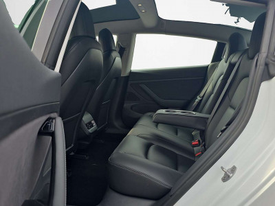 Tesla Model 3 Gebrauchtwagen