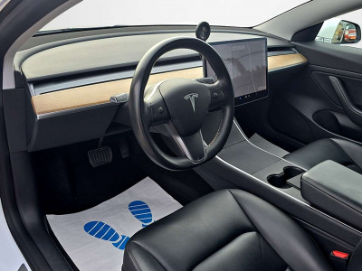 Tesla Model 3 Gebrauchtwagen