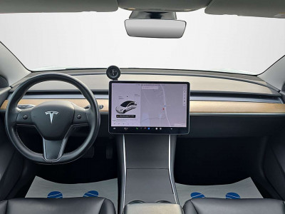 Tesla Model 3 Gebrauchtwagen