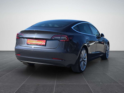 Tesla Model 3 Gebrauchtwagen