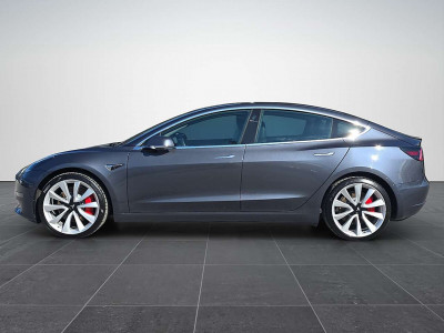 Tesla Model 3 Gebrauchtwagen