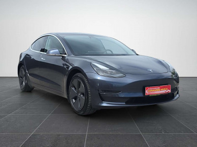 Tesla Model 3 Gebrauchtwagen